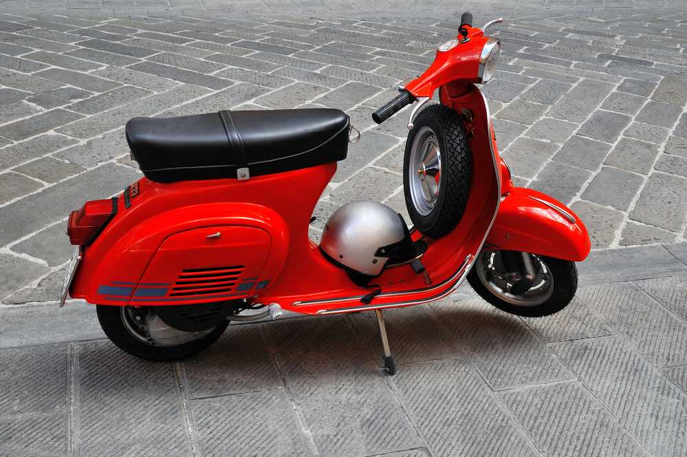 Aan een motor scooter 125cc Vespa Primavera klassieker neem je als liefhebber wat meer onderhoud voor lief